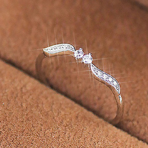 Anello Creativo a Foglia di Salice per Donne, Design Elegante e Aperto, Gioiello da Dito alla Moda - Product Image 2