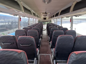 Autobús YouTong de lujo usado ZK6122 47/53 asientos autobús urbano de pasajeros 2020 modelo Euro3 emisión combustible diésel transmisión Manual LHD - Product Image 5