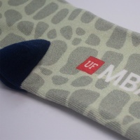 Fabrication de chaussettes unisexes confortables personnalisées en coton pour hommes avec logo cool
