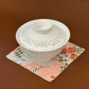 Hete Aanbieding Servetten Geborduurde Scallop Edge Servetten Servetdoekjes Onderzetters Handdoeken Groothandel Op Maat Huis Keuken - Product Image 5