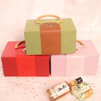Boîtes cadeaux en carton rigide personnalisées avec revêtement UV, laminage mat, emballage recyclable pour logo personnalisé