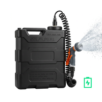 Ensemble de douche de camping durable Expedition 22L 5,8 gallons noir, réservoirs de stockage d'eau en PVC, fonctionne sur batterie, portable, rechargeable