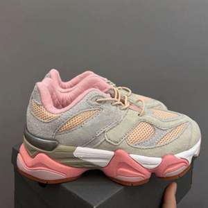 Zapatillas Deportivas para Niños Top Designer 530 - Zapatillas con Suela Gruesa para Niños, Tallas 26-37 - Product Image 3