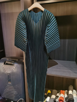 Robe mi-longue à col en V plissée à la taille, faite à la main, vintage, nouvelle, haut de gamme, élégante, au tempérament décontracté, simple, à manches mi-longues