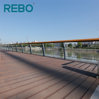 Plancher de terrasse en composite de bambou d'extérieur, style populaire, installation facile, antidérapant et imperméable pour parcs