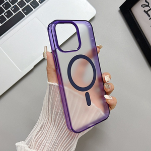 <span class=keywords><strong>Funda</strong></span> Magnética con Carga Inalámbrica en Colores Mate para <span class=keywords><strong>iPhone</strong></span> 17, 16, 15, <span class=keywords><strong>14</strong></span>, 13 <span class=keywords><strong>Pro</strong></span> <span class=keywords><strong>Max</strong></span> - Product Image 5