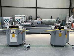 Équipement de traitement de profilés en <span class=keywords><strong>aluminium</strong></span> <span class=keywords><strong>Machine</strong></span> à groupes d'angle <span class=keywords><strong>Machine</strong></span> à groupes d'angle pour portes et fenêtres - Product Image 5