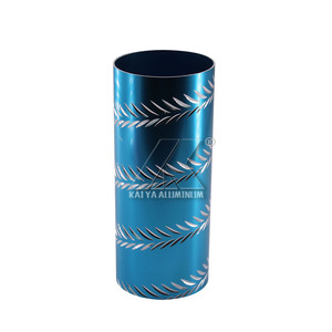 Fournisseur chinois en gros de matériaux de construction, <span class=keywords><strong>barre</strong></span> de tube de coupe en forme de spirale ronde et creuse colorée, profilé en alliage d'aluminium - Product Image 1