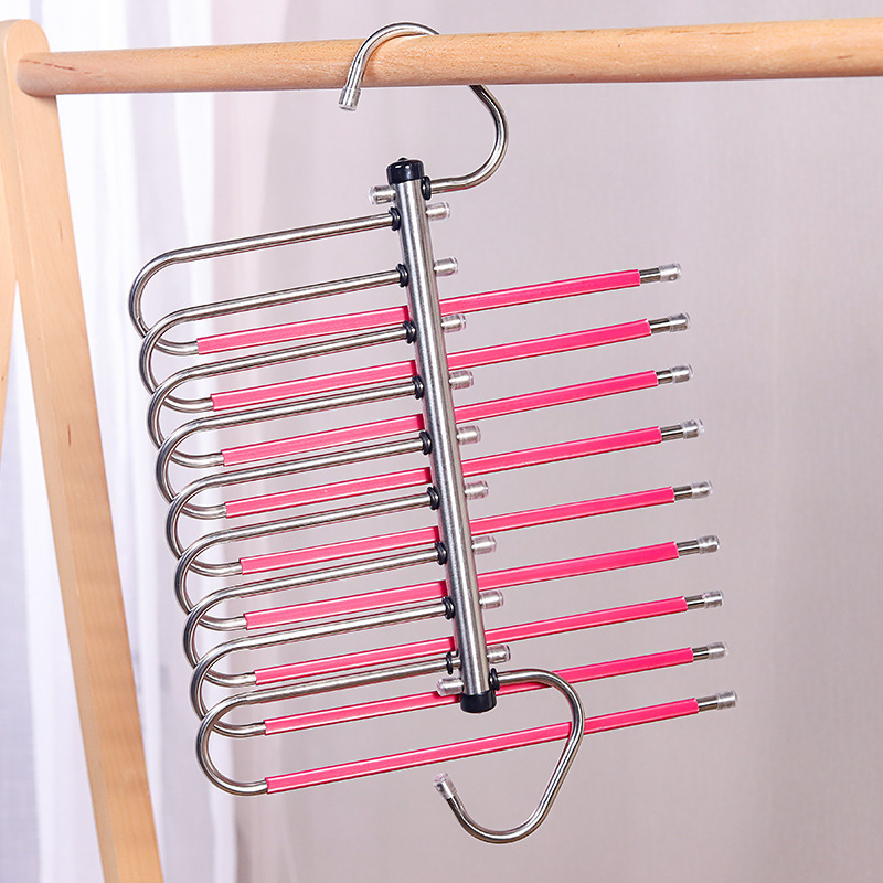 Neuf porte-pantalons à tubes ronds rouges