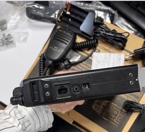 Station radio mobile FT-818ND FT-818 <span class=keywords><strong>VHF</strong></span> <span class=keywords><strong>UHF</strong></span> <span class=keywords><strong>HF</strong></span>, <span class=keywords><strong>émetteur</strong></span>-<span class=keywords><strong>récepteur</strong></span> compact longue portée, talkie-walkie, radio de voiture pour Yaesu - Product Image 6
