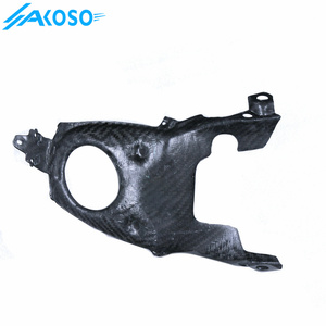 AKOSO 100% Carénages de moto en fibre de carbone sec Accessoires Couvercle de réservoir d'essence supérieur pour <span class=keywords><strong>Yamaha</strong></span> MT07 <span class=keywords><strong>MT</strong></span>-<span class=keywords><strong>07</strong></span> 2014-2017 - Product Image 6