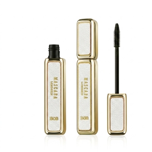 Mascara en cuir d'agneau 24H waterproof, anti-bavures, longue tenue, volumisant, recourbant, noir, maquillage des cils, Rimel - Product Image 2