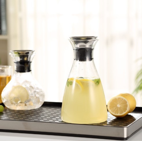 Stocked Glass Carafe Made Borosilicate Glass Water Carafe 1.5L Glass Jug With Lid