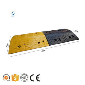 Haute qualité extérieur étanche 1000*380*50mm Parking Portable réfléchissant sécurité route caoutchouc <span class=keywords><strong>ralentisseur</strong></span> pour voiture <span class=keywords><strong>camion</strong></span> - Product Image 4