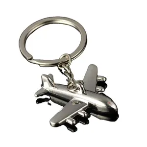 hot selling Creative gift metal emulation airline hanging aircraft key ring metal keychain Customized logo drop shipping