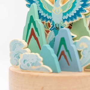 Boîte à musique en bois naturel Bluebird, cadeau d'anniversaire exquis pour les amoureux, les amis et les enfants - Product Image 4