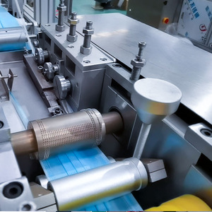 Máy Làm Mặt Nạ Nha Khoa Hoàn Toàn Tự Động Facemask Dùng Một Lần - Product Image 3