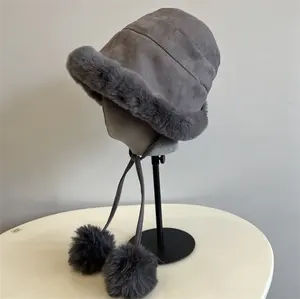 SZ822 패션 2024 단색 양털 안감 겨울 모자 가짜 스웨이드 모피 여성 분리형 폼폼과 겨울 버킷 모자