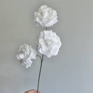 زهور حريرية صناعية من 3 رؤوس زهور زفاف بيضاء نقية - Product Image 4