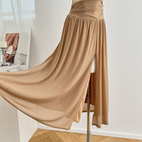 Robe d'été sans manches style mature à col bénitier et dentelle, robe longue tendance au design unique, robe midi/maxi