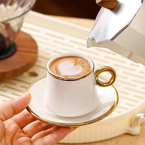 Ensemble de 6 tasses et soucoupes en céramique, ensemble de tasses et soucoupes à café plaquées or - Product Image 5