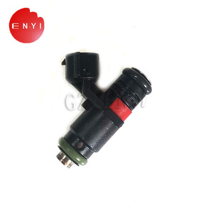 Injecteur de carburant 03E906031C pour Volkswagen Polo 1.2 Lavida Skoda Octavia Diesel Pièces détachées auto - Product Image 1