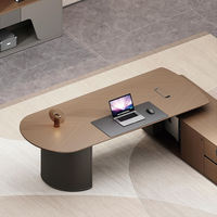 Ensemble de bureau de direction en L de luxe en bois avec chaise et poste de travail, style panneau et design écologique pour usage commercial