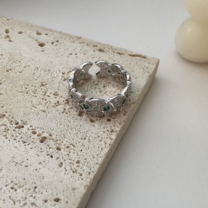 Bague en argent pur S925, style rétro français, sertie de diamants, zircon vert clair vintage, bijoux en dentelle avec design de niche - Product Image 4