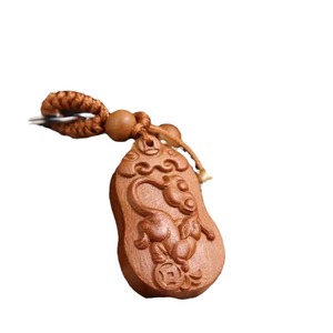 Llavero de madera de melocotón con grabados del zodiaco, colgante de estilo chino, adorno decorativo, aproximadamente 4 x 2,6 cm - Product Image 4