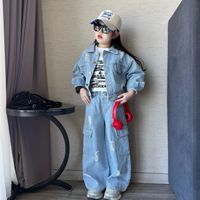 Nouvel ensemble 2 pièces en jean déchiré rose et bleu pour enfants, collection automne 2026