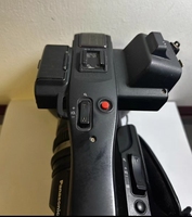 Kamera Video Profesional Bekas FHD AC90AMC Panasonic dengan Slot Kartu Ganda