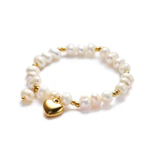 Chris April hochwertige wasserdichte Frau Armreif benutzer definierte Luxus Edelstahl Liebe Perlen Charme Herz Armband Perlens chmuck