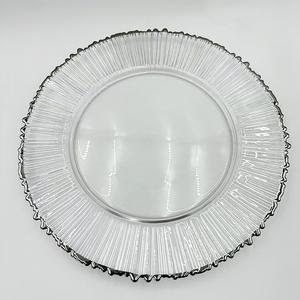 Vajilla de restaurante al por mayor, plato de cena de 13 pulgadas de cristal con borde dorado, cristal acanalado plateado para bodas, platos de cargador irregulares - Product Image 2