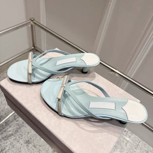 Sandales d'été pour femmes en cuir véritable, respirantes et confortables, à bout ouvert, avec ruban de couture de couleur assortie, design de créateur de haute qualité - Product Image 1