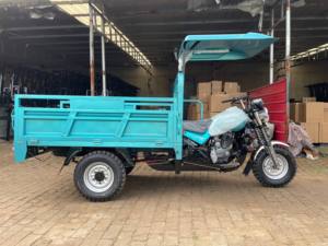 Motocicleta Motorizada <span class=keywords><strong>de</strong></span> Carga para Adultos <span class=keywords><strong>de</strong></span> Tres Ruedas con Motor <span class=keywords><strong>de</strong></span> 250 CC Refrigerado por Agua - Product Image 3