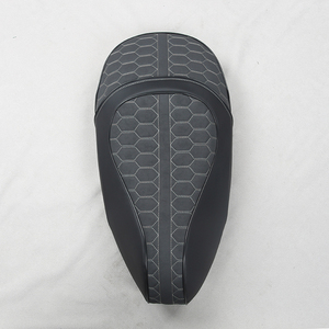 GANE diseño de moda OEM ODM tamaño Original motocicleta antiincrustante e impermeable cuero gamuza asiento cubierta adecuada para Vespa LX - Product Image 4
