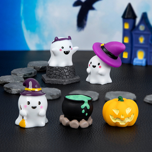 Statuette Assortite di Halloween in Resina: Fantasmi, Zucche, Cappelli da Strega che si Illuminano al Buio per Decorazioni Micro-Paesaggistiche - Product Image 4