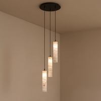 Prix d'usine Lustre suspendu moderne de luxe en laiton à 16 lumières, long, en albâtre, pour escalier et salle à manger