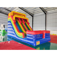 Château Gonflable Aquatique Extérieur Rouge et Bleu pour Enfants avec Double Toboggan et Souffleur