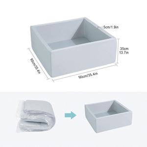 Parc de jeu intérieur carré pour bébés, en mousse à mémoire de forme souple, avec fosse à balles et 100 balles lavables, idéal pour centres commerciaux et écoles - Product Image 3