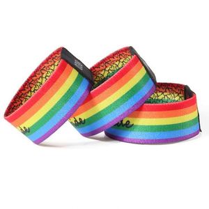 Pulsera Elástica con Código QR y NFC Personalizada para Festivales de Música, con Diseño de Arcoíris Tejido - Product Image 2