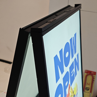 Support d'affichage lumineux LED double face pour affiches, panneaux publicitaires pour l'extérieur