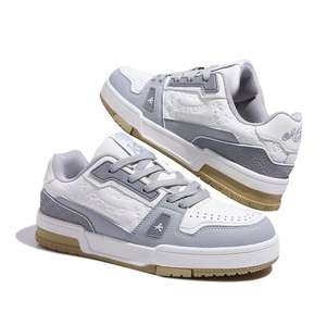 Chaussures de course légères en daim de créateur, à lacets, avec amorti élevé, respirantes, antidérapantes et anti-odeur, pour la course quotidienne et l'entraînement au marathon - Product Image 1