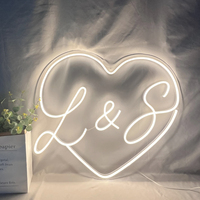 Panneau lumineux LED personnalisé en forme de cercle, lettres initiales, cœur, néon, affichage de mariage avec LOVE pour la publicité