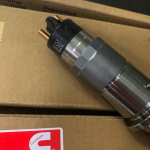 Le moteur de haute qualité et abordable QSB 5.9 se vend bien avec l'injecteur diesel à rampe commune 0445120252, 5263315 - Product Image 3