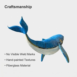 Sculpture géante de baleine personnalisée en fibre de verre et résine, peinte, ornement de vie marine pour centre commercial, place, parc, aménagement extérieur - Product Image 3