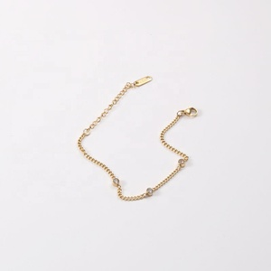Gioielli da donna 18K PVD placcato oro triplo zircone cubico ciondoli in acciaio inossidabile braccialetto a catena spessa gioielli all'ingrosso - Product Image 6