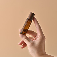 Flacon à bille en verre vide rechargeable pour gloss à lèvres, avec couvercle en bambou ambre et logo personnalisé, 10 ml, pour emballage cosmétique