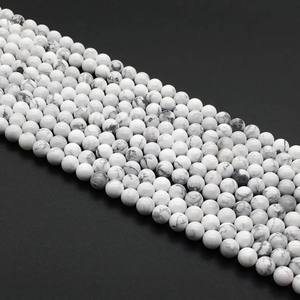 Chaîne de perles lisses en howlite blanche naturelle de 4 mm pour la création de bijoux, certifiées IGI, qualité AAA, faites à la main en Inde - Product Image 2
