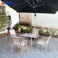 Carreaux de céramique de 28 pouces, table de table carrée, patio extérieur, café, table à manger et 4 chaises pour jardin, bistro, café, meubles de table